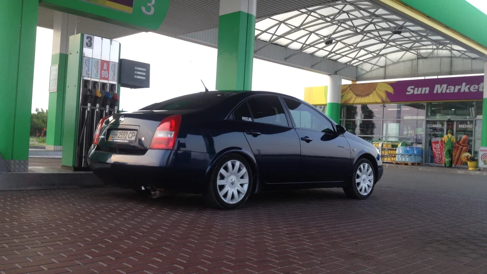 Nissan Primera 3