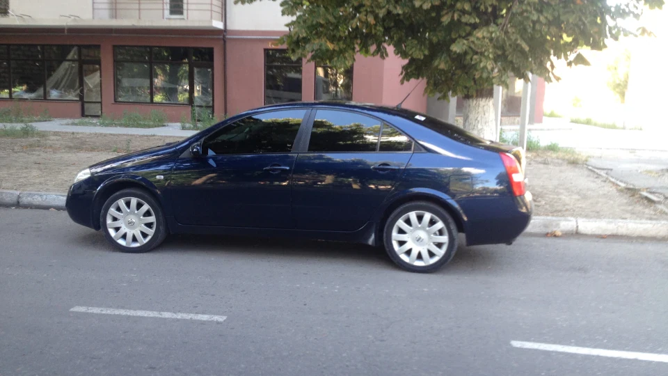 Nissan Primera 4