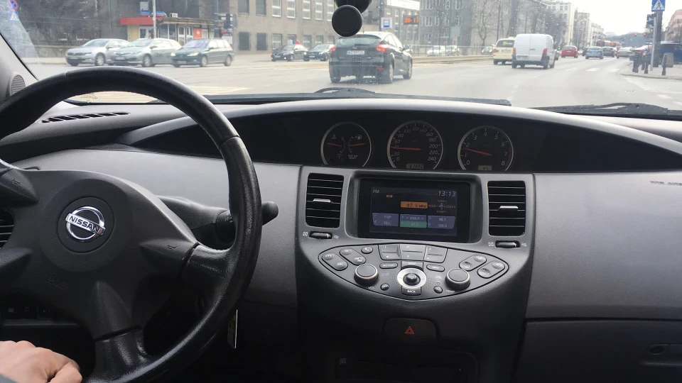 Nissan Primera 3