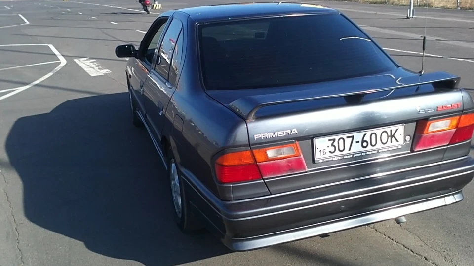 Nissan Primera 2