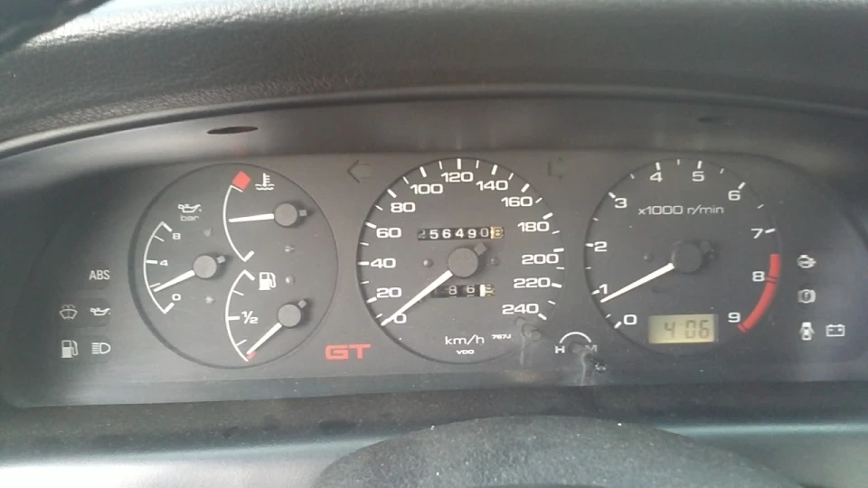 Nissan Primera 4