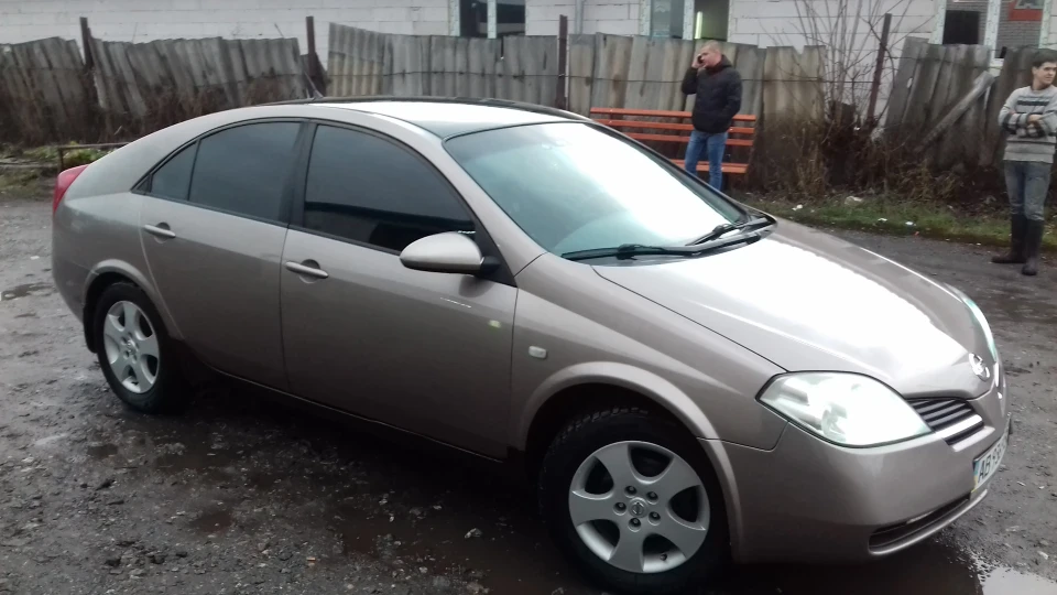 Nissan Primera 3