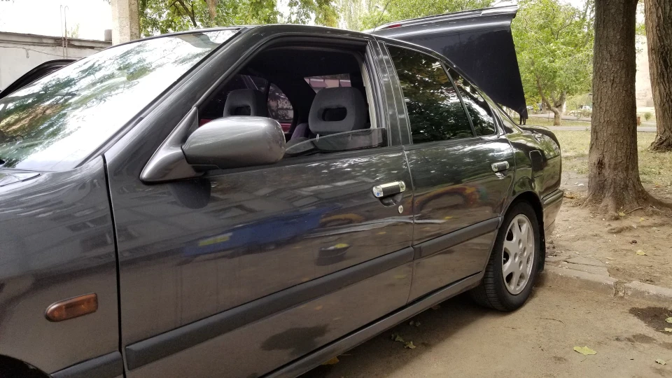 Nissan Primera 5