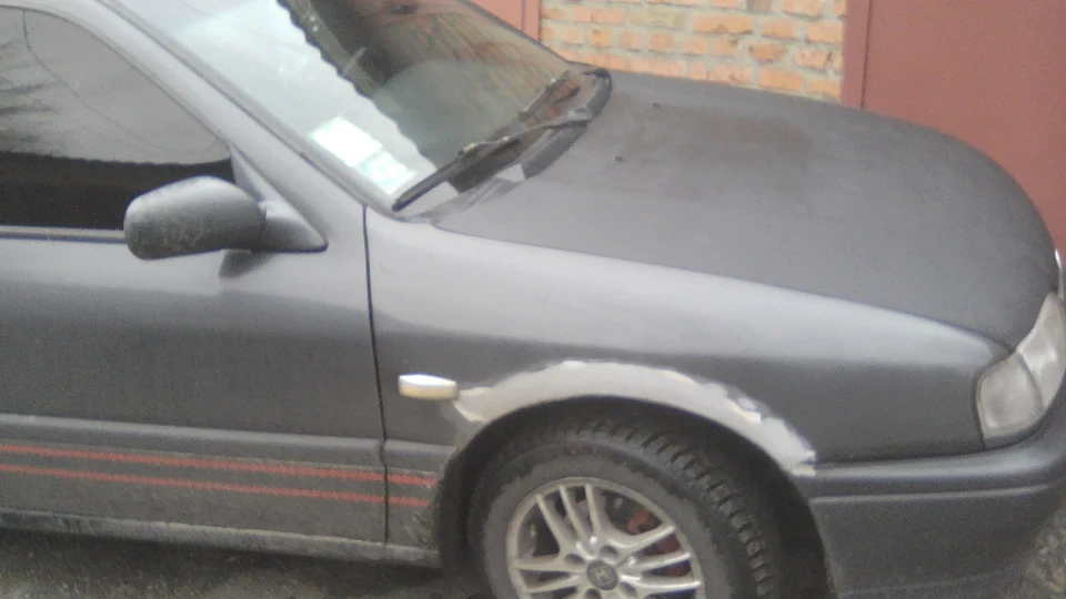 Nissan Primera 4