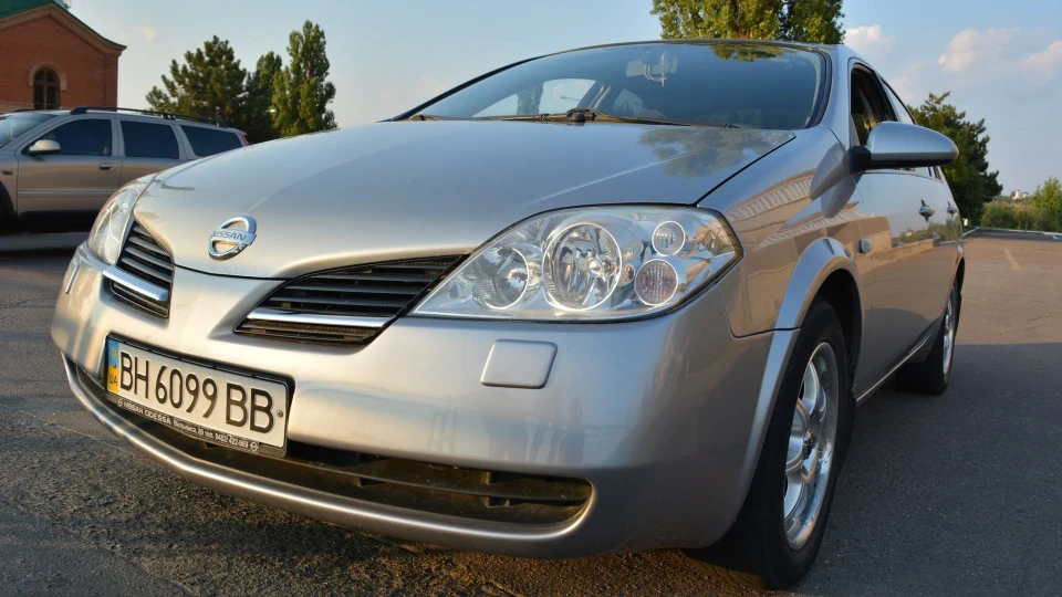 Nissan Primera 2