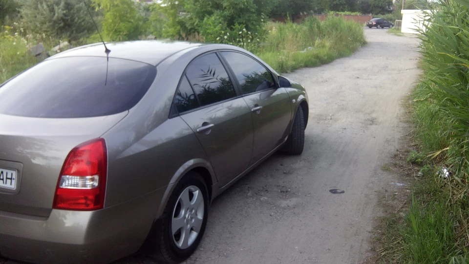 Nissan Primera 4