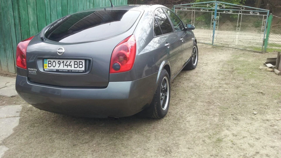 Nissan Primera 2