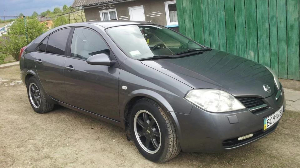 Nissan Primera 3