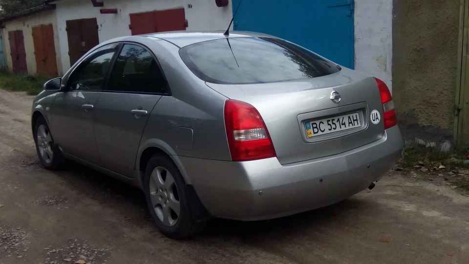 Nissan Primera 3