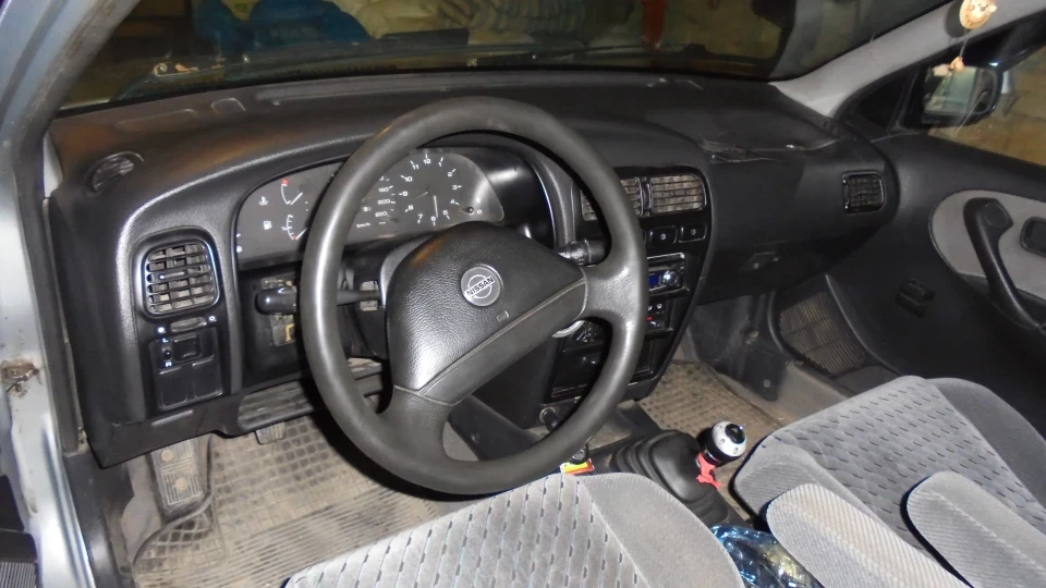 Nissan Primera 3