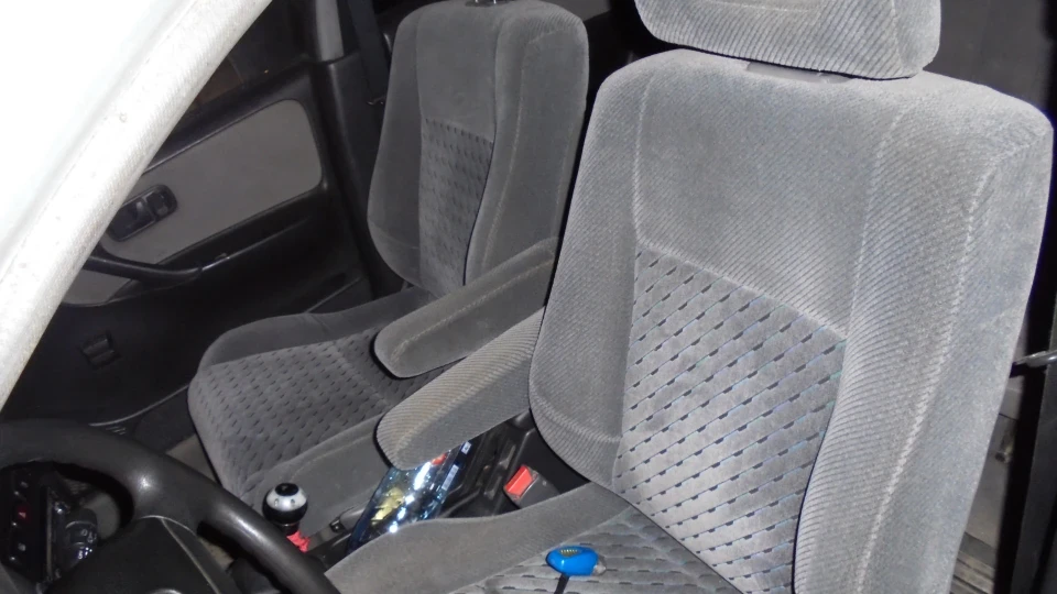 Nissan Primera 4