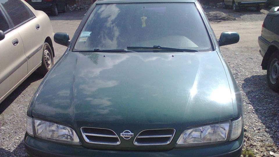 Nissan Primera 2
