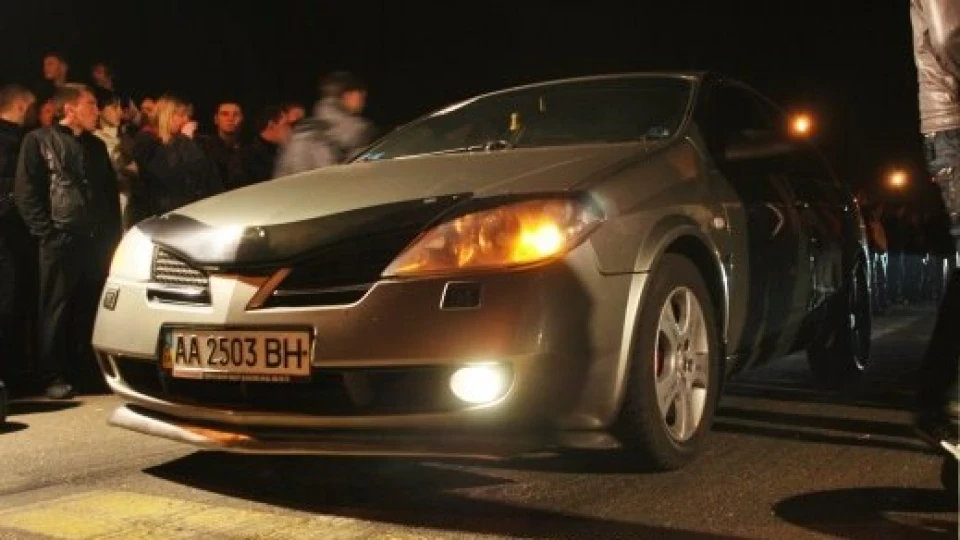 Nissan Primera 1.6 автомат з душею 2.0