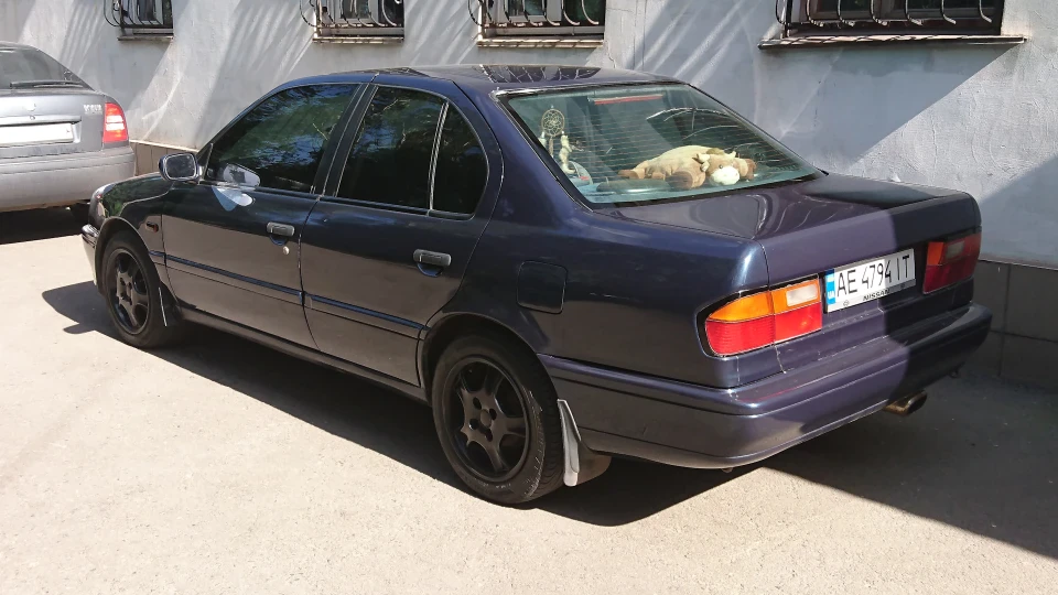 Nissan Primera 1.6 DS 5