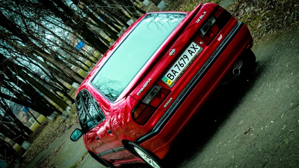 Nissan Primera 1.6 SLX 3