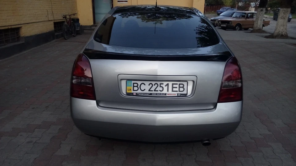 Nissan Primera 1.8 5