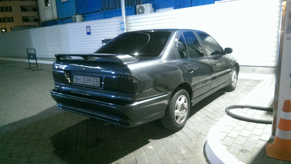 Nissan Primera 2.0 GT 2
