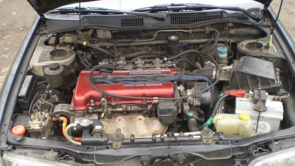 Nissan Primera 2.0 GT 3