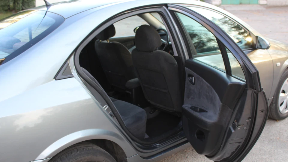 Nissan Primera 2.0 л 5