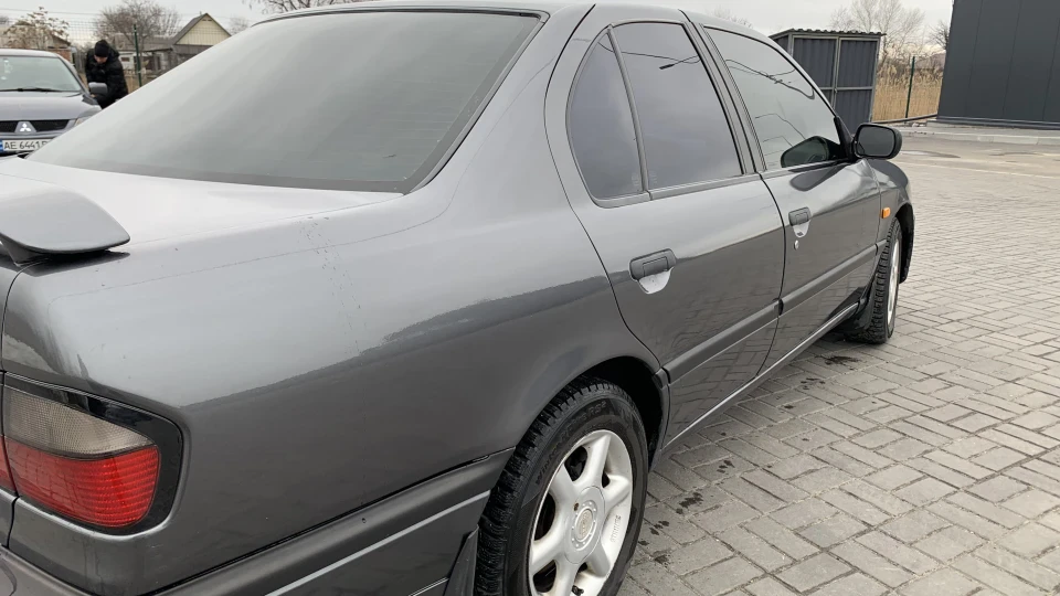 Nissan Primera 2.0 МОНО 5