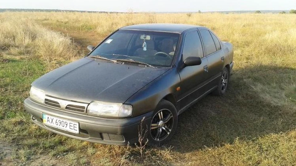 Nissan Primera 2.0 Сіра Мишка