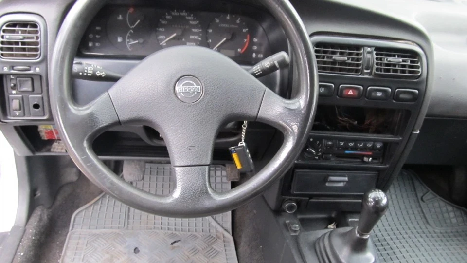 Nissan Primera 2.0 SLX 4
