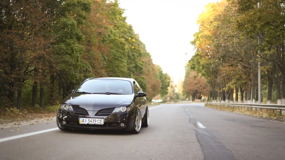 Nissan Primera Чорна Бестія 3