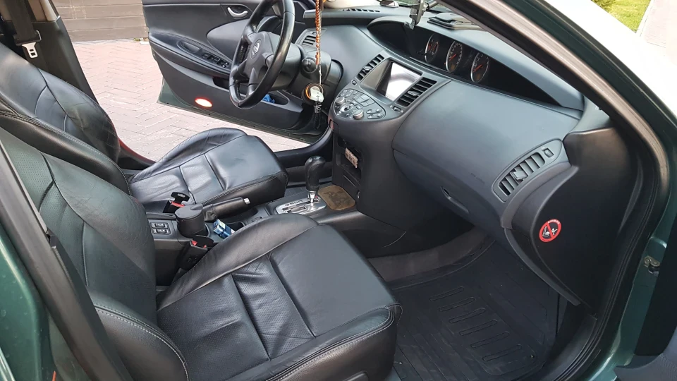 Nissan Primera Електричка 3