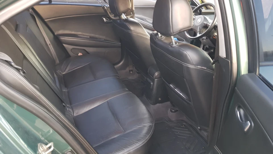 Nissan Primera Електричка 4