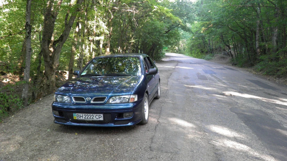 Nissan Primera Блакитна блискавка 3