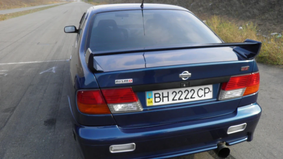Nissan Primera Блакитна блискавка 4