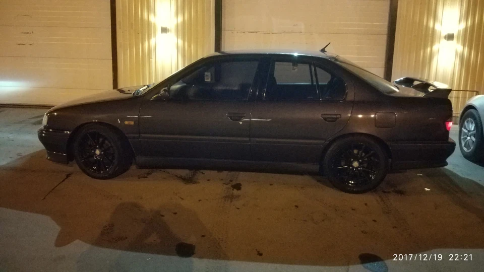 Nissan Primera Grey 2.0 eGT 3