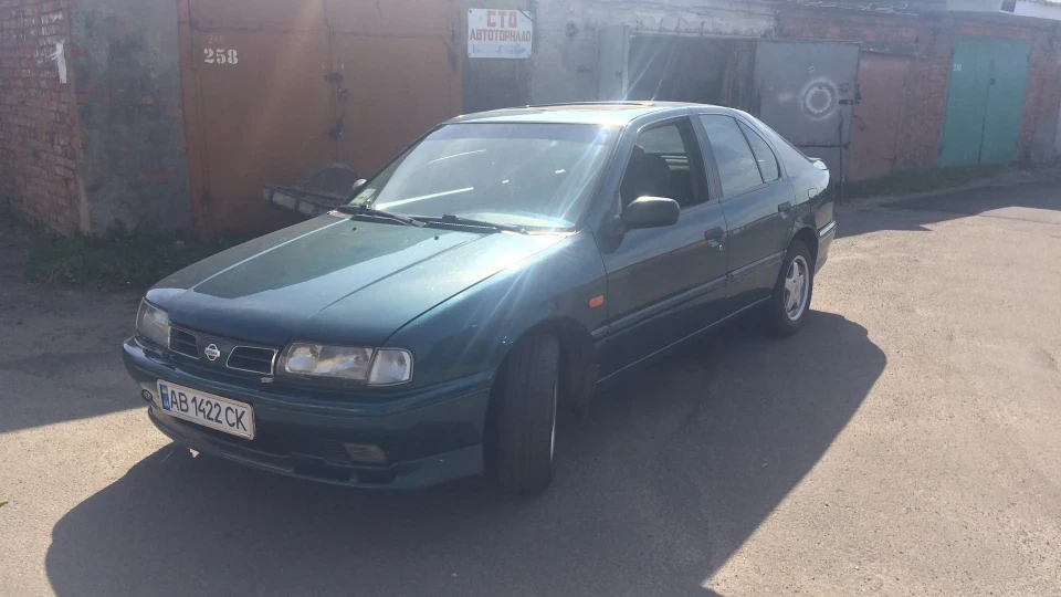 Nissan Primera Смарагд