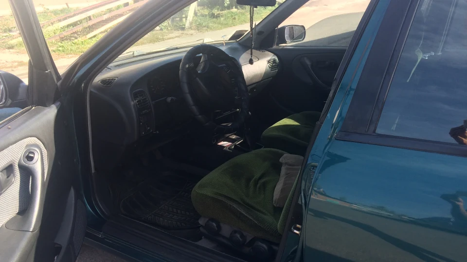 Nissan Primera Смарагд 2