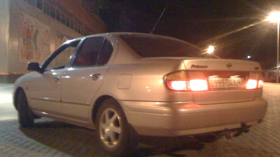 Nissan Primera оригінал 2