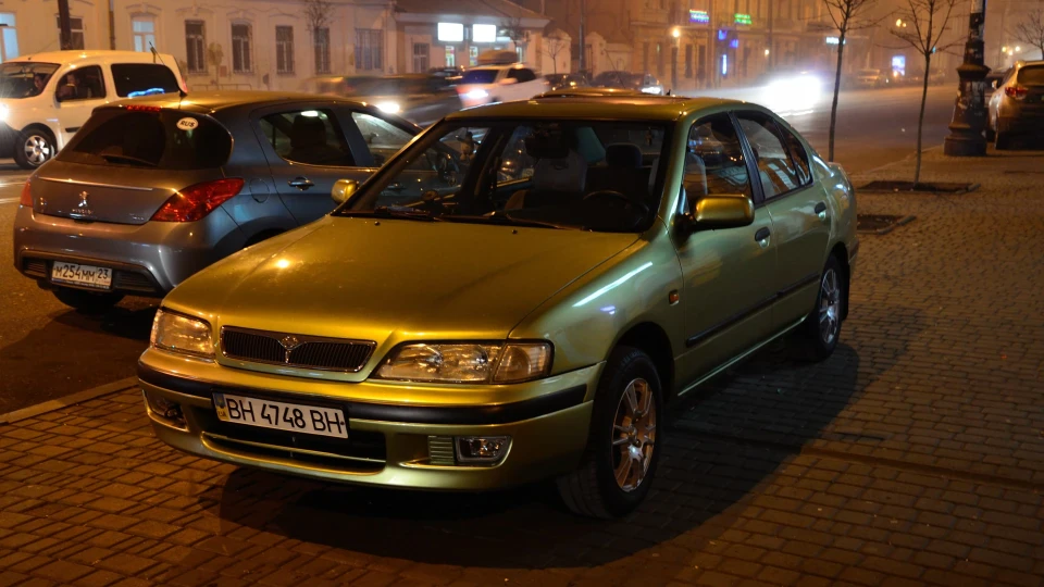Nissan Primera P11 3