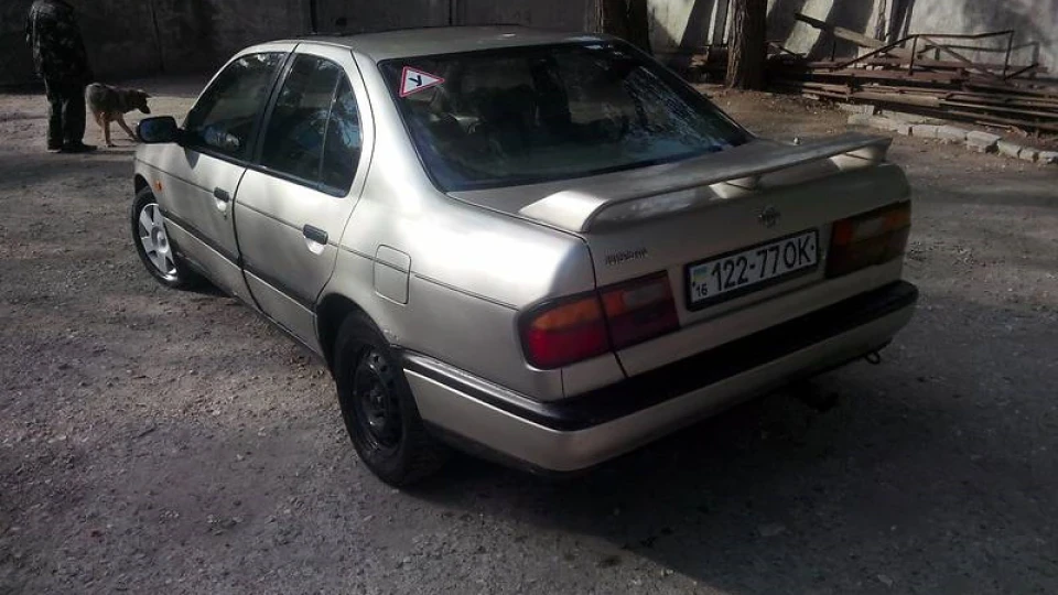 Nissan Primera Перша
