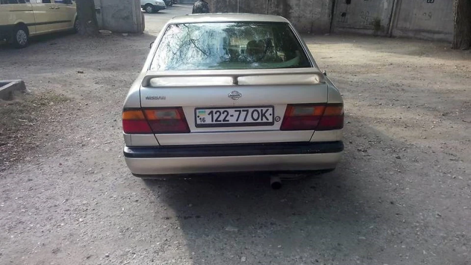 Nissan Primera Перша 2