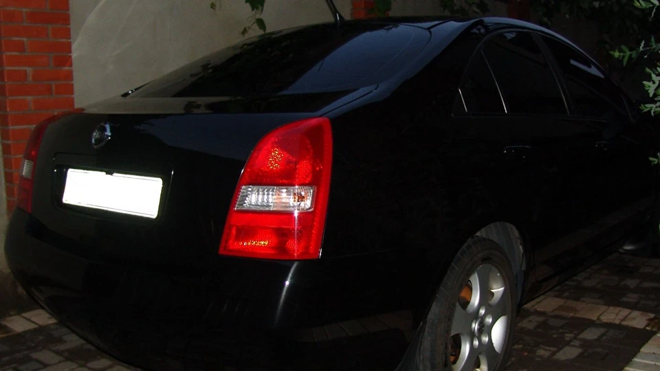 Nissan Primera PRIMERA 2.0 BLACK 2