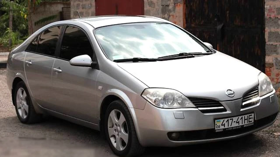 Nissan Primera Silver Star 2
