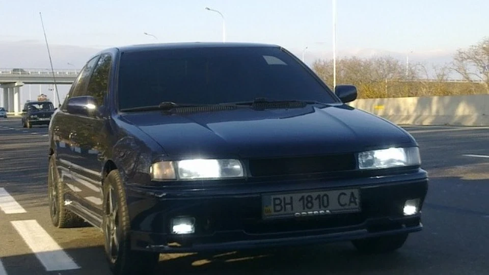 Nissan Primera Синій металік GT 5