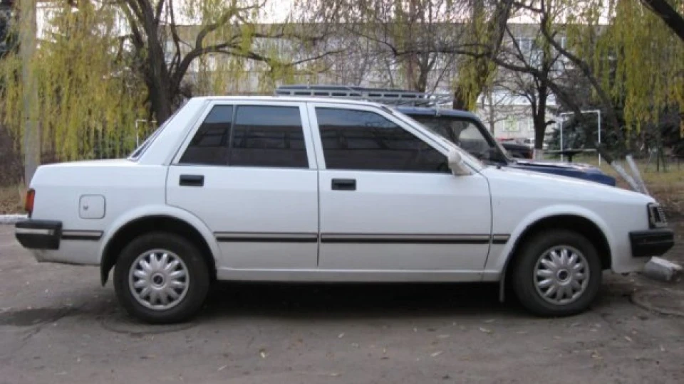 Nissan Pulsar Liberta Villa
