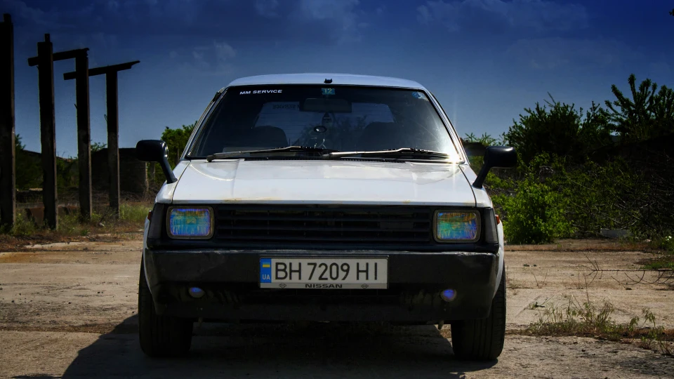 Nissan Pulsar VHB11 4
