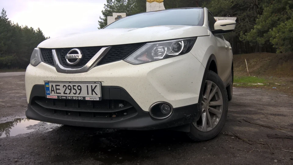 Nissan Qashqai 1.6 Турбо SE 2