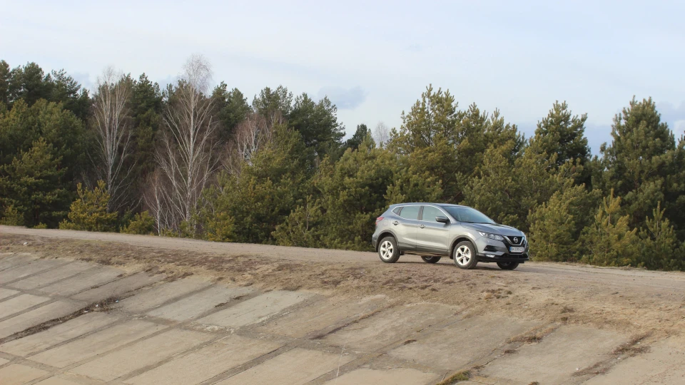 Nissan Qashqai 1.6 4