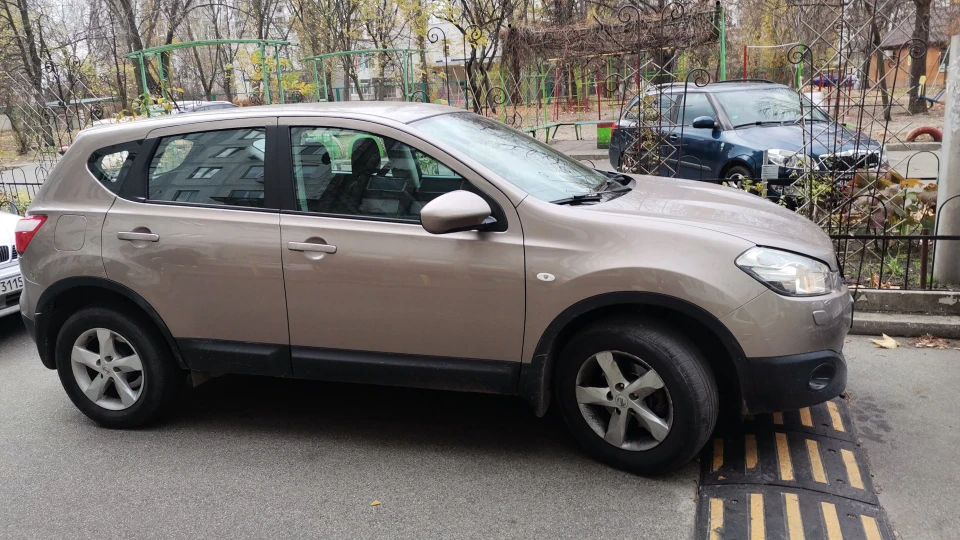 Nissan Qashqai 2,0 бензин варіатор 2