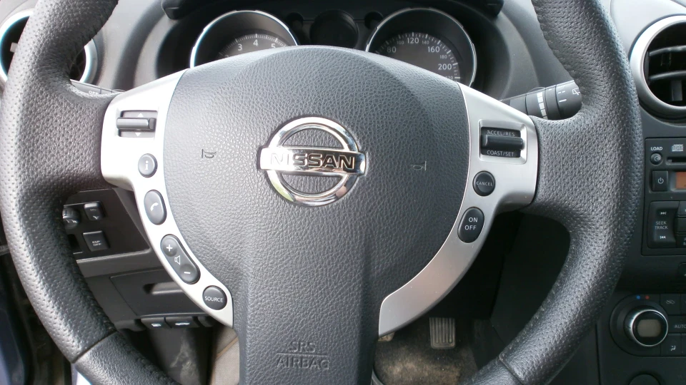 Nissan Qashqai 2.0 CVT 4х4 БАТЯ 5