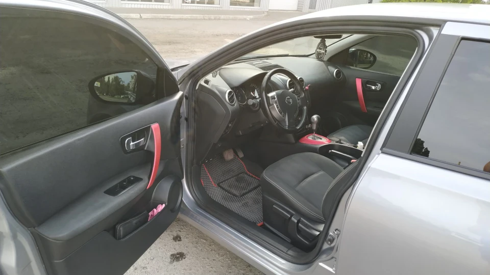 Nissan Qashqai 2.0 СVT 5