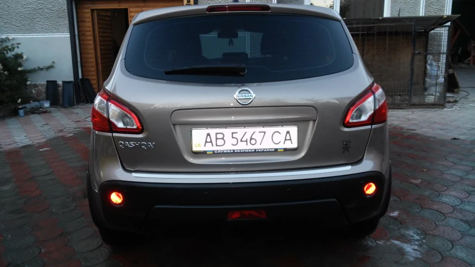 Nissan Qashqai 2.0МКПП передній привід! 3