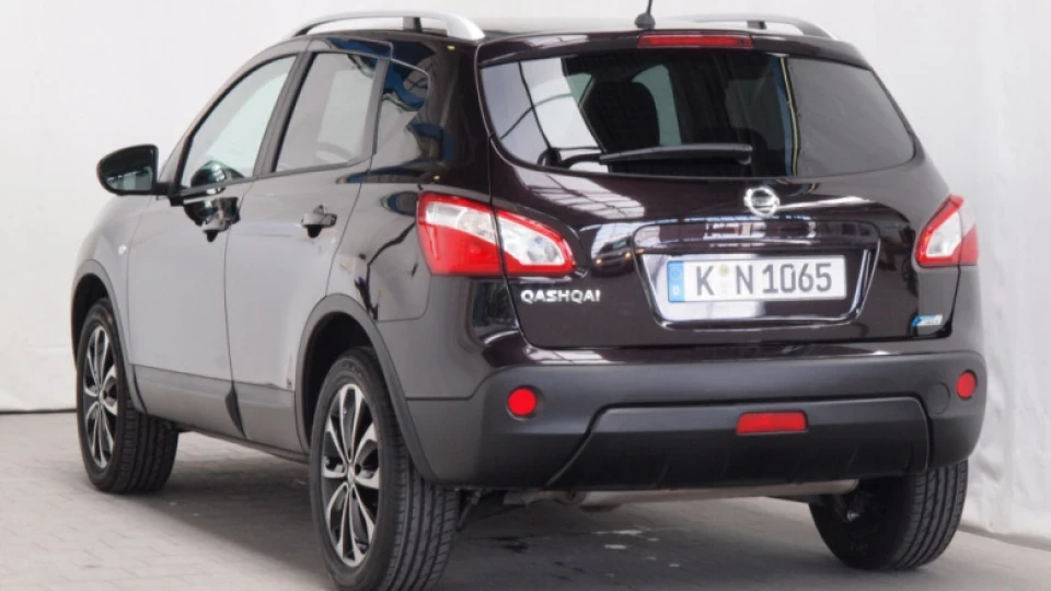 Nissan Qashqai Баклажан
